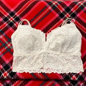 New bra. Still with tags. Victoria Secret